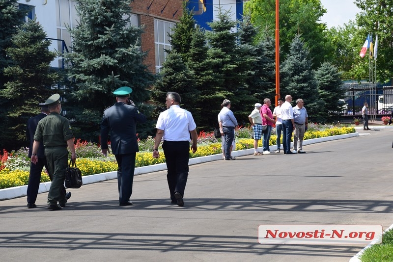 Визит Авакова на «Нибулон» в честь подписания контракта с компанией ОСЕА в Николаеве. ФОТОРЕПОРТАЖ
