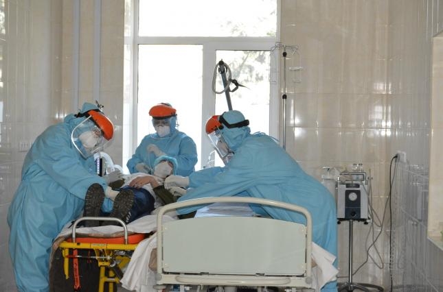 В Украине новый антирекорд: за сутки 1197 человек заболели коронавирусом