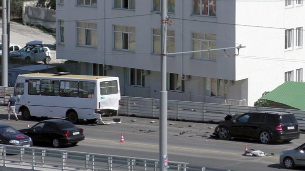 В Севастополе произошло ДТП с автобусом: пострадали 14 человек, почти половина - дети