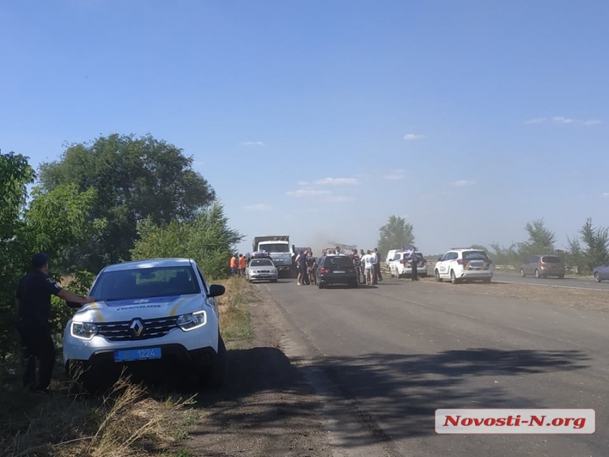Под Николаевом столкнулись 9 автомобилей — двое пострадавших, в том числе ребенок