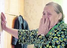 Двоим мужчинам, которые напали и ограбили пенсионерку в Николаевской о
