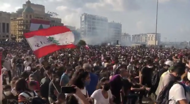 В США поддержали массовые протесты в Бейруте