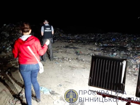 В Винницкой области обнаружили незаконный полигон «львовского мусора»