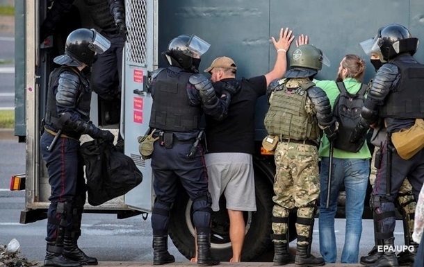 Протесты в Беларуси: Задержан еще один гражданин Украины
