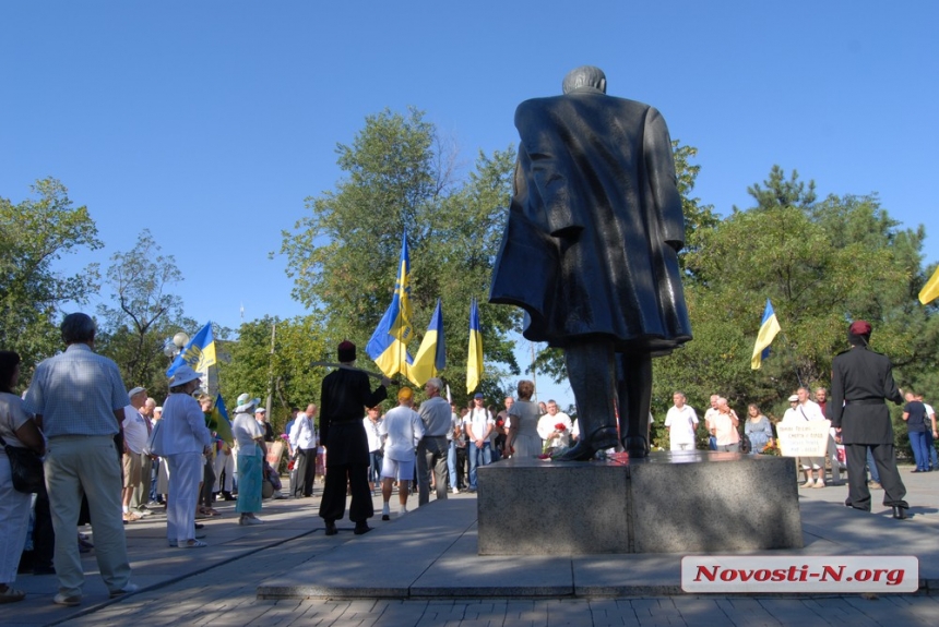 День независимости: в Николаеве националисты провели шествие