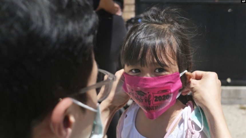 От детей до 5 лет не надо требовать носить маски, - рекомендации ВОЗ и ЮНИСЕФ