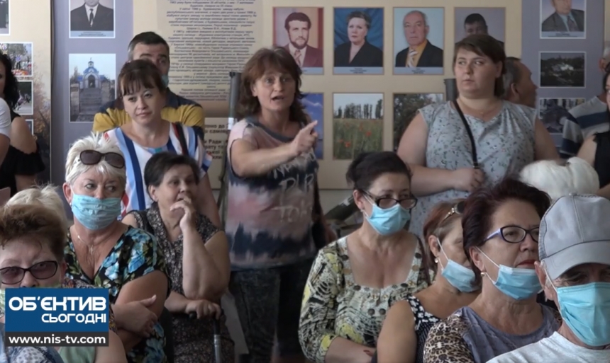 Черный дым и крыши в пепле: в Ольшанском жители выступили против завода утилизации медотходов