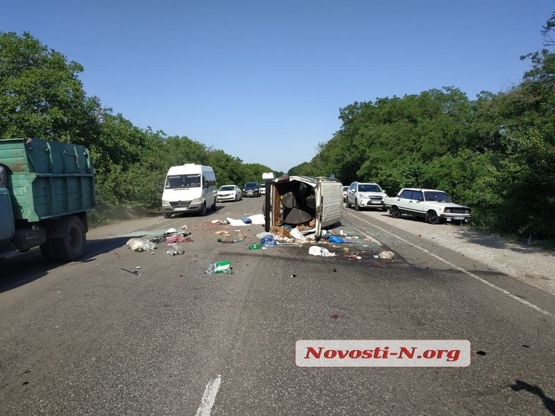 Трасса в Николаевской области попала в ТОП наиболее аварийно-опасных дорог