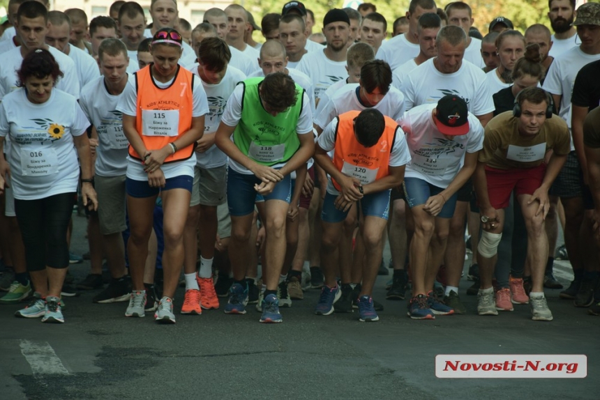 В Николаеве прошел забег, посвященный памяти погибших воинов. ФОТОРЕПОРТАЖ