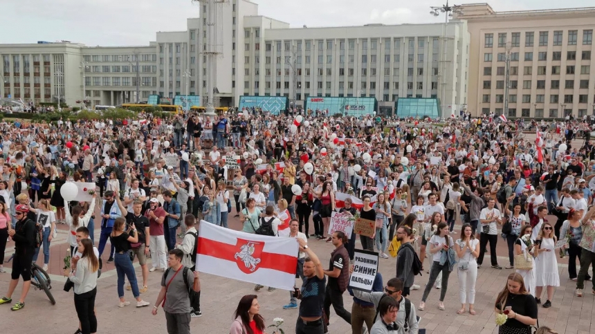 День рождения Лукашенко: оппозиция планирует массовые протесты, в центр Минска стягивают технику