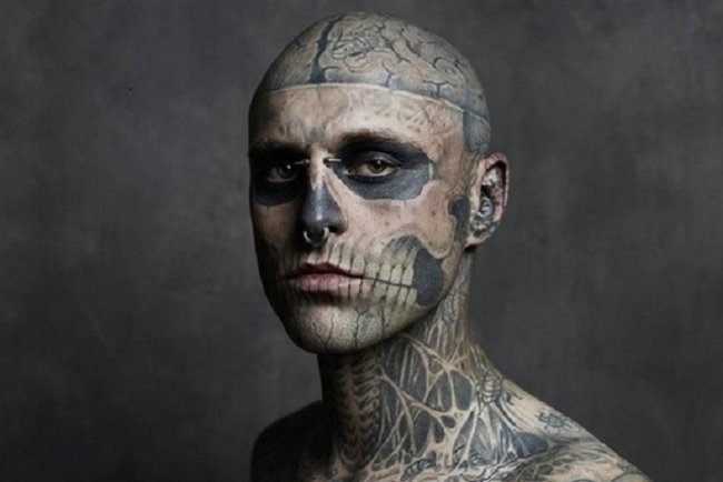 Татуировки на лицах николаевских подростков. Мнение тату-мастера и психолога