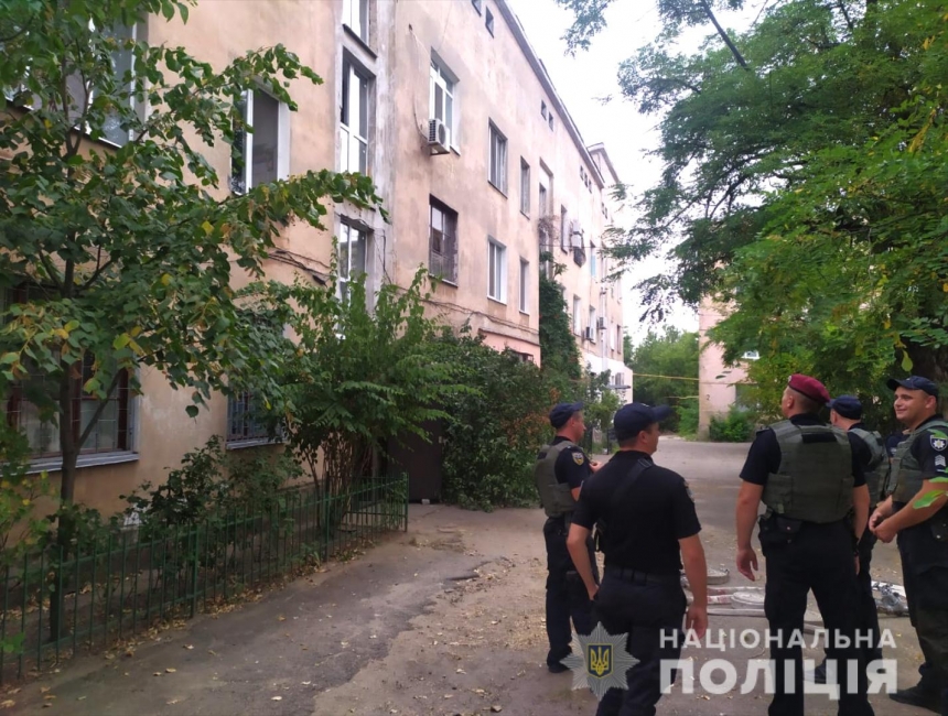 В Николаеве мужчина намеревался взорвать квартиру в многоэтажном доме