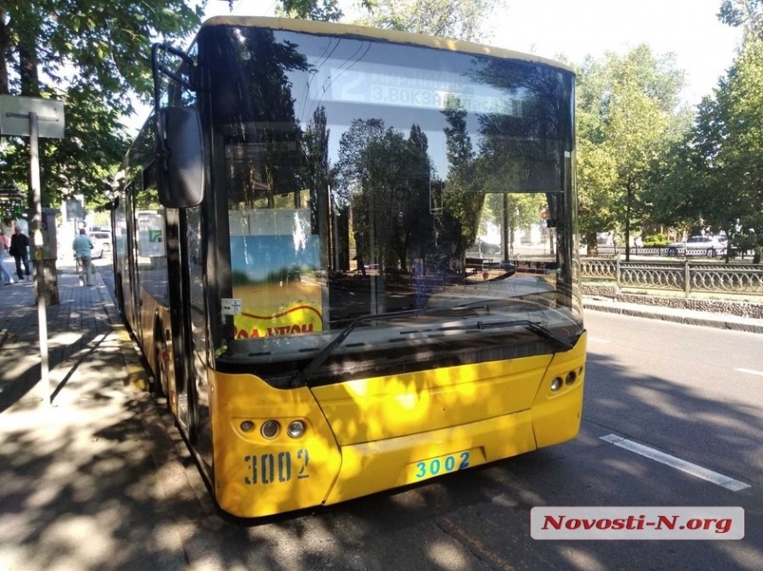 В Николаеве временно не ходят троллейбусы на Намыв и в Лески