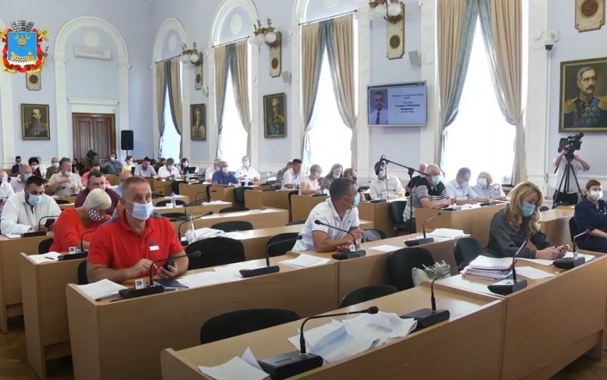 Сессия Николаевского горсовета так и не началась — не пришли депутаты