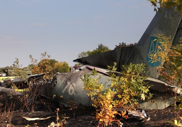 Авиакатастрофа под Харьковом: в Украине временно запретили использовать самолеты Ан-26