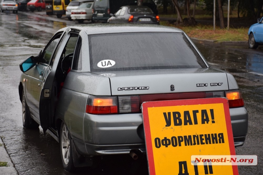 В Николаеве «ВАЗ» сбил пожилую женщину на пешеходном переходе