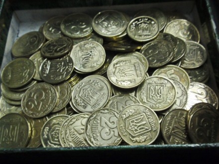 С сегодняшнего дня из обращения изымают монеты в 25 копеек