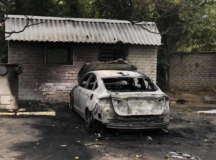 В Николаеве активисту сожгли автомобиль