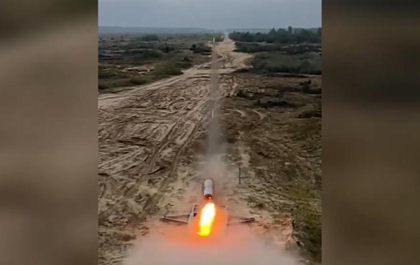 В Украине провели испытания ракет РС-80. ВИДЕО