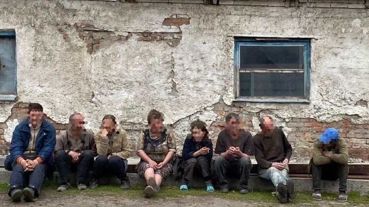 В Харьковской области на ферме работали 9 рабов, в том числе один ребенок