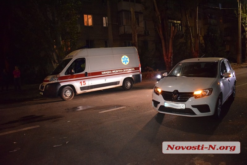 В Николаеве автомобиль «Рено» сбил пьяного пешехода