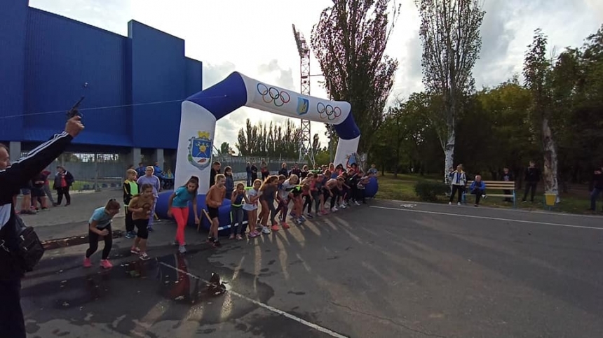 В Николаеве проходит трехдневный чемпионат по легкоатлетическому кроссу