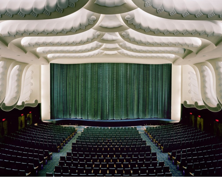 Минздрав разрешил работу кинотеатров для городов, которые в «красной зоне»