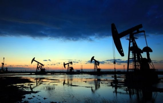 Мировые цены на нефть вновь рухнули – ниже 40 долларов за баррель