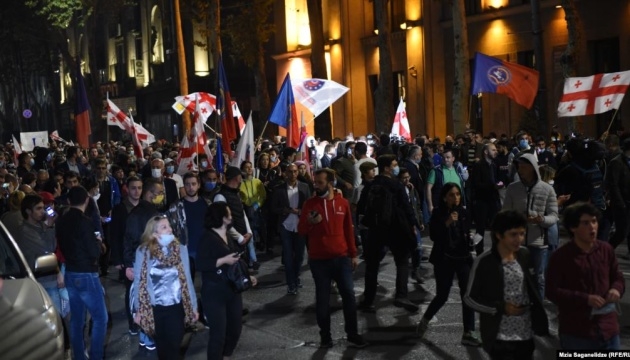 В Грузии начались протесты из-за несогласия с результатами выборов