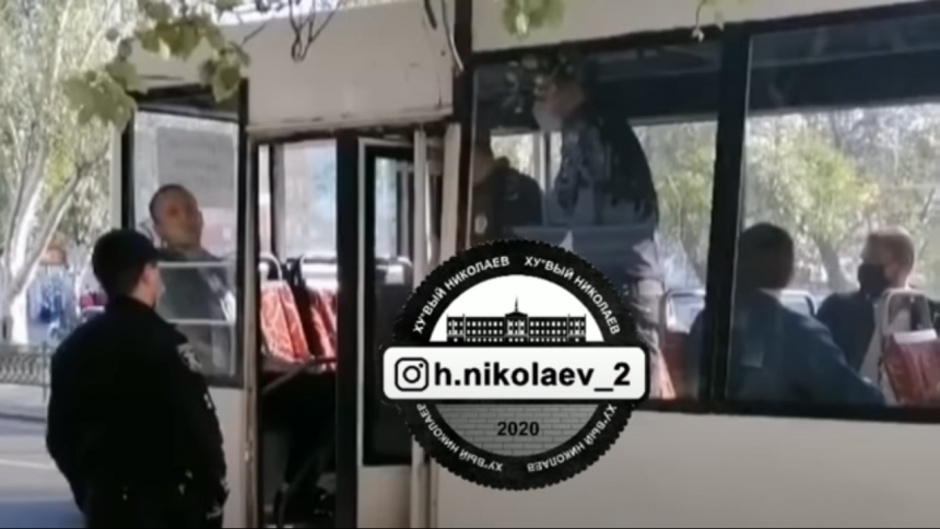 В николаевской полиции прокомментировали инцидент с жестким задержанием пассажира без маски