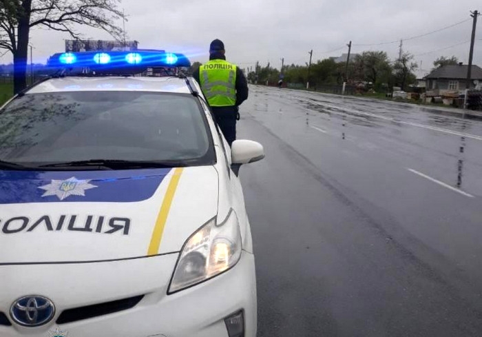 В Украине полицейским запретили останавливать автомобили «для профилактики»