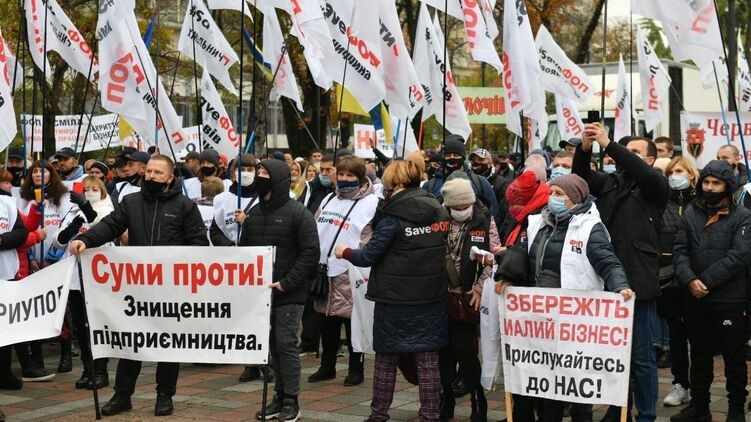 ФОПы грозят перекрыть дороги по всей Украине если Рада не отменит обязательные кассовые аппараты