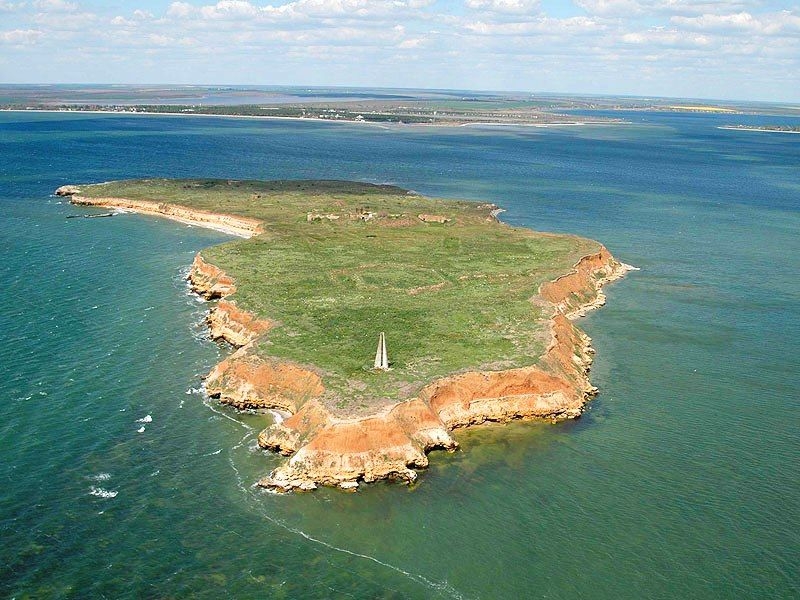 В Николаевской области на острове Березань орудуют «черные» археологи