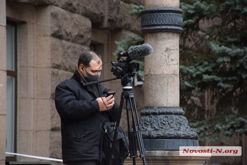 В Николаеве предприниматели снова митингуют против карантина выходного дня