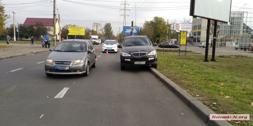 В Николаеве Chevrolet перестраиваясь «выдавил» Ssang yong с проезжей части