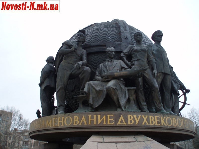 Автор памятника «Корабелам и флотоводцам» против переноса монумента с улицы Советской