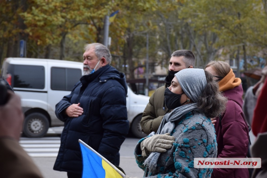 День достоинства в Николаеве: националисты провели шествие. ФОТОРЕПОРТАЖ