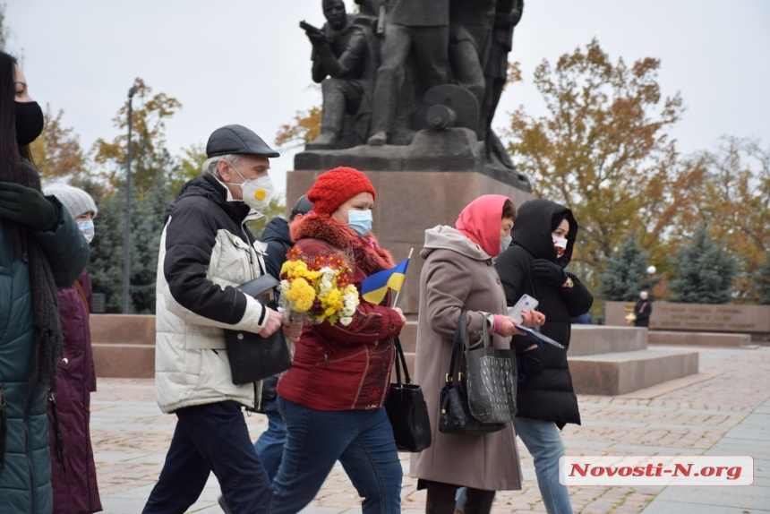 День достоинства в Николаеве: националисты провели шествие. ФОТОРЕПОРТАЖ