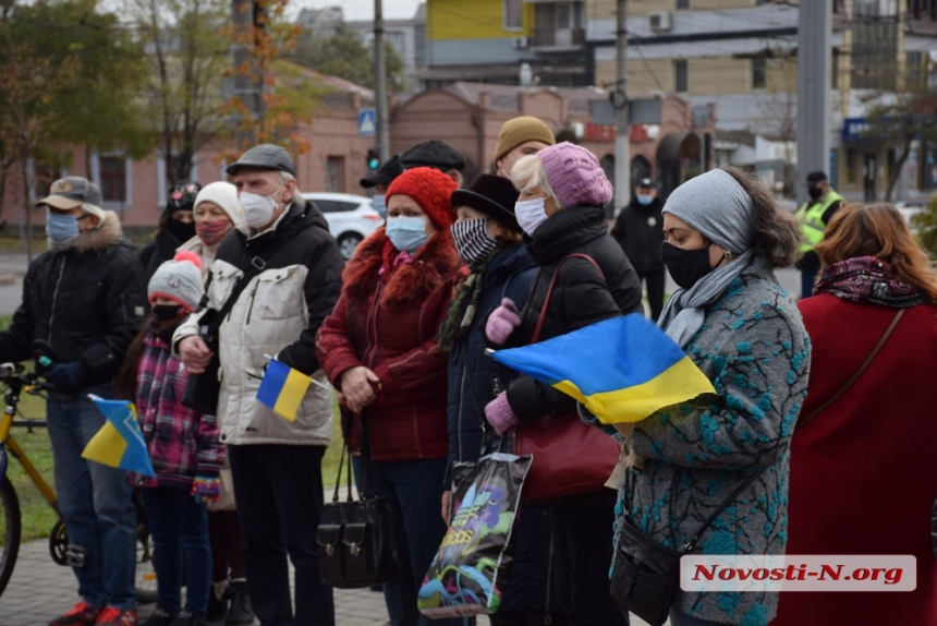 День достоинства в Николаеве: националисты провели шествие. ФОТОРЕПОРТАЖ