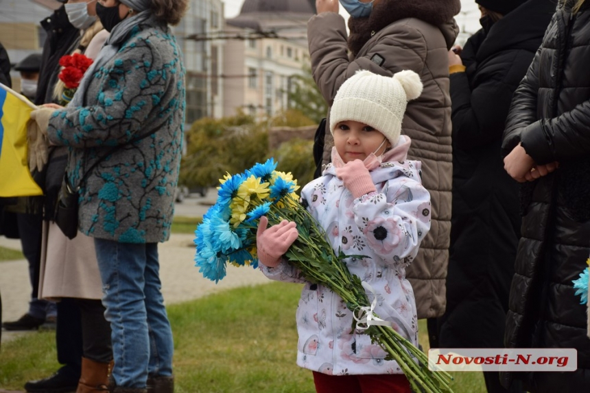 День достоинства в Николаеве: националисты провели шествие. ФОТОРЕПОРТАЖ