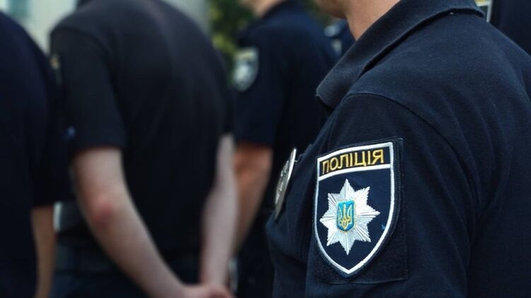«Требовали $10 000»: в Киеве трех полицейских подозревают в похищении человека