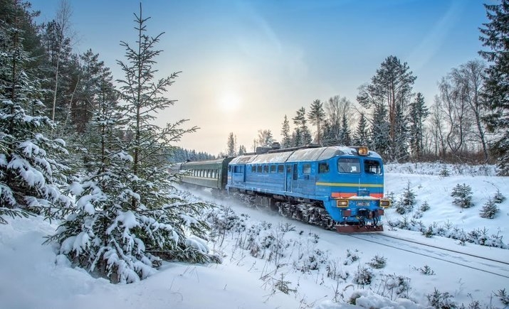 «Укрзалізниця» назначила дополнительные поезда на Новый год и Рождество. Список