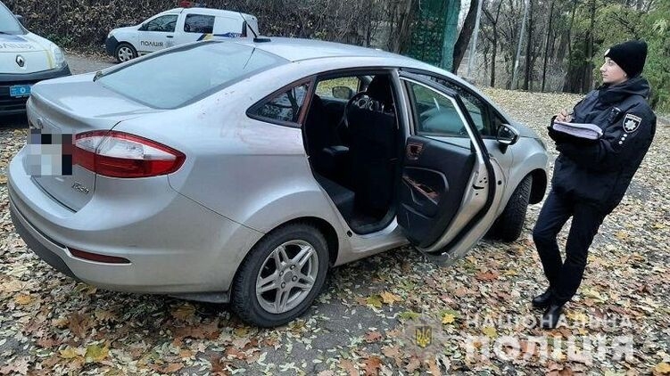 В Киеве таксист инсценировал ограбление, чтобы скрыть от жены потраченные на подругу деньги