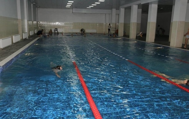 В России тридцать человек отравились хлором в бассейне