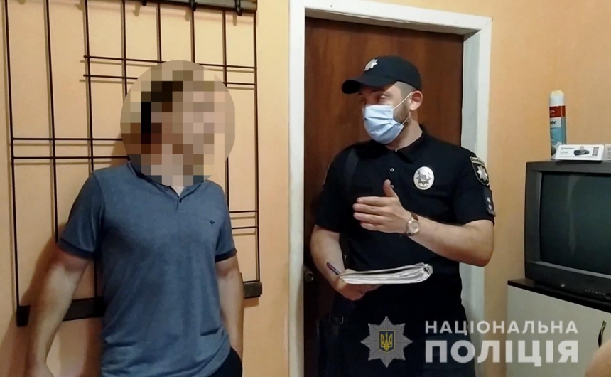 В Одессе мужчина издевался над 5-летним мальчиком