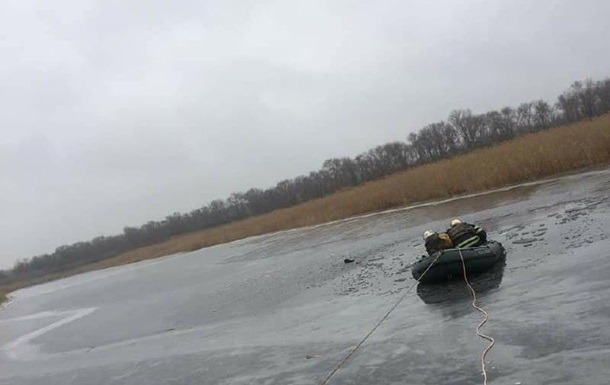 В Днепропетровской области двое рыбаков провалились под лед - оба погибли