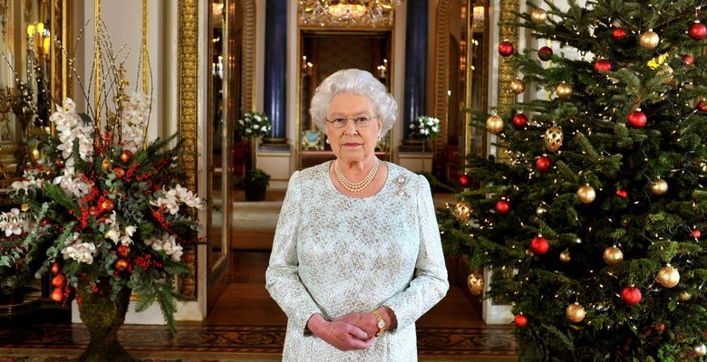 Королева Елизавета II отмечала Рождество только с мужем - виновата пандемия