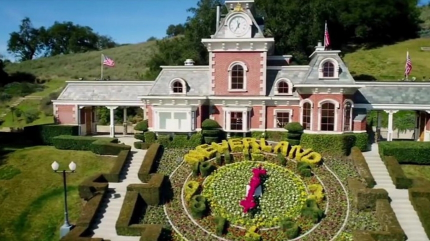 Знаменитое ранчо Майкла Джексона Neverland продали за $22 млн