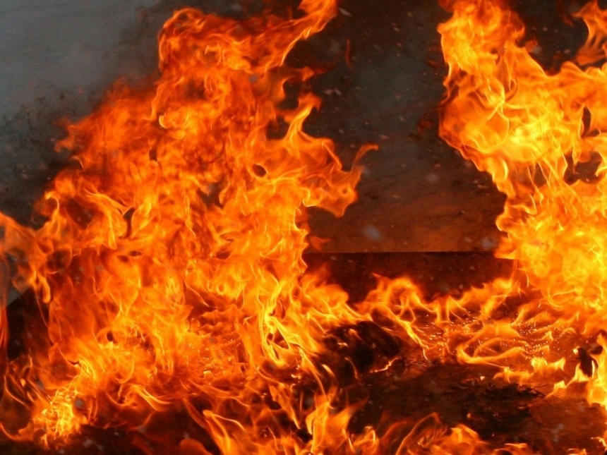 В Николаевской области в пожаре пострадали двое человек