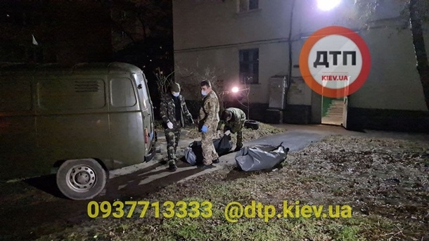 В Киеве в жилом доме обнаружили два трупа